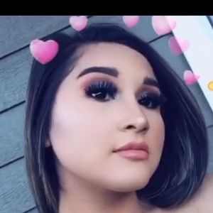 Meet your Posher, Savannah